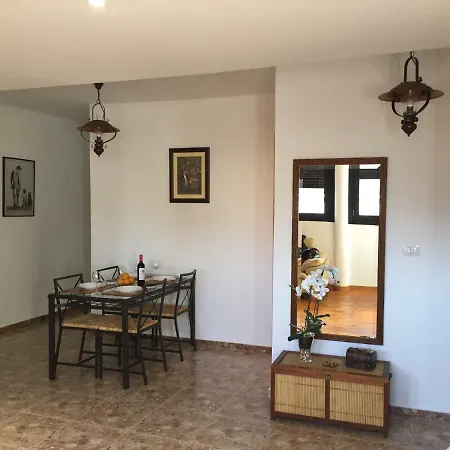 Apartamento Situado En El Centro De Cruz * 산타크루스데 테네리페